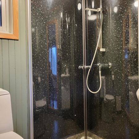 Koselig Studioleilighet I Svolvaer - Lofoten Ved Svolvaergeita, Djevelporten ภายนอก รูปภาพ